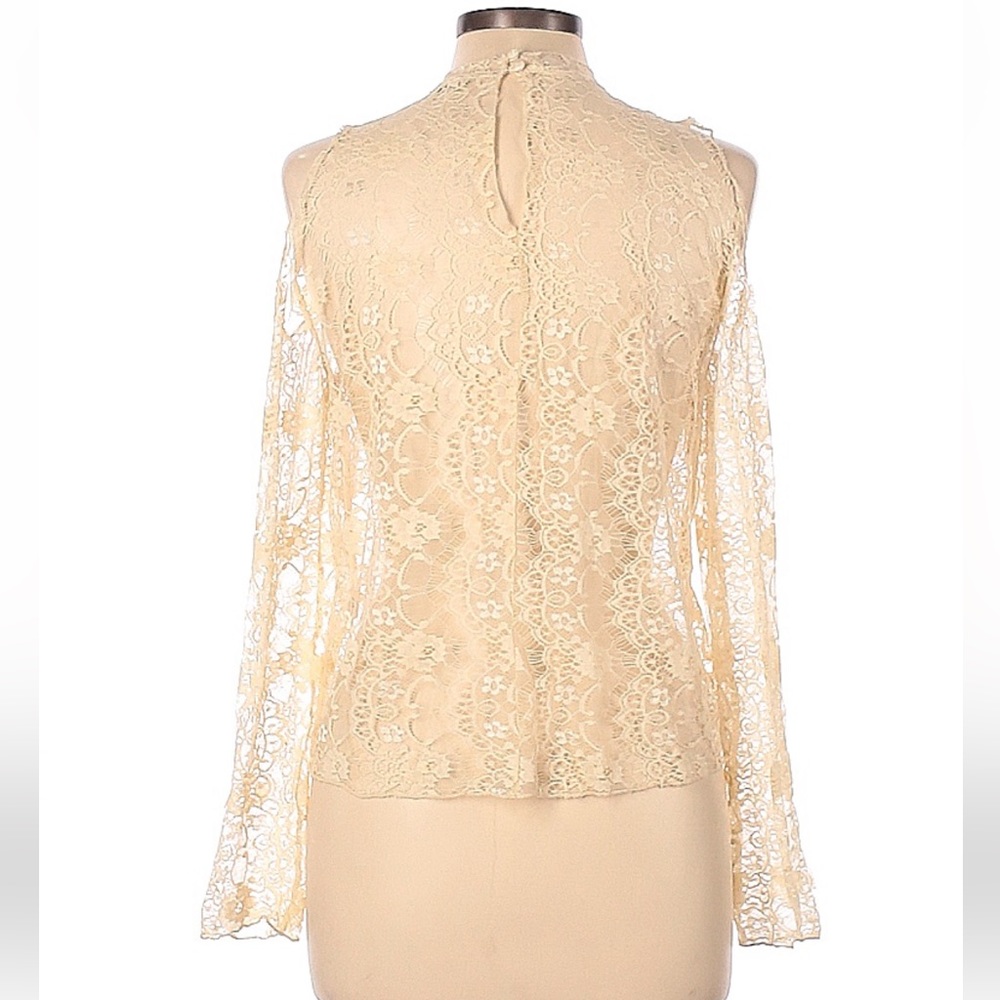 Lace long sleeve open shoulder top - Picture 2 of 2